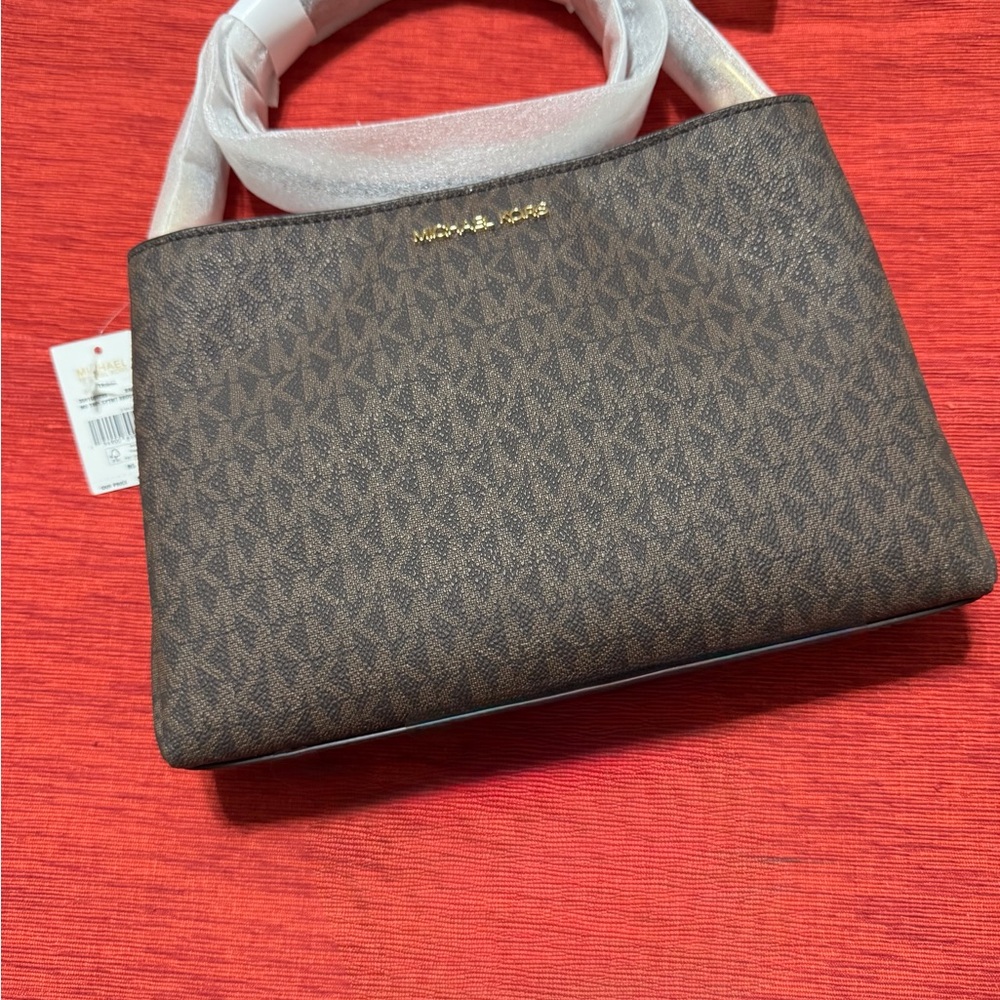 Michael Kors Trisha MD Triple Compartment Crossbody